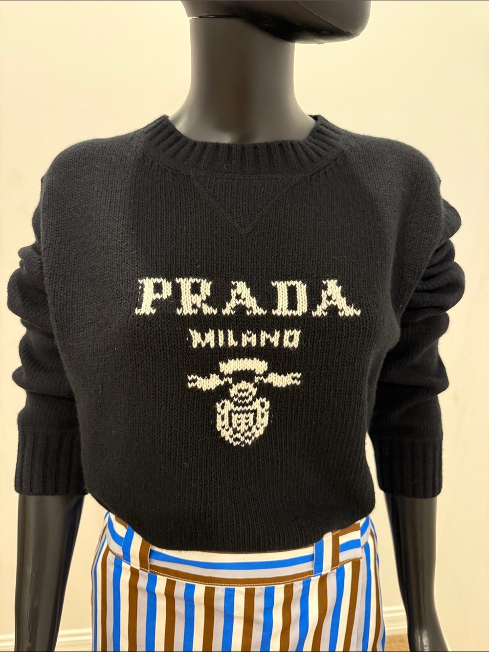PRADA Iconic classic Logo Intarsia Black Knit Sweater IT 40 Worn Once - Picture 2 of 11